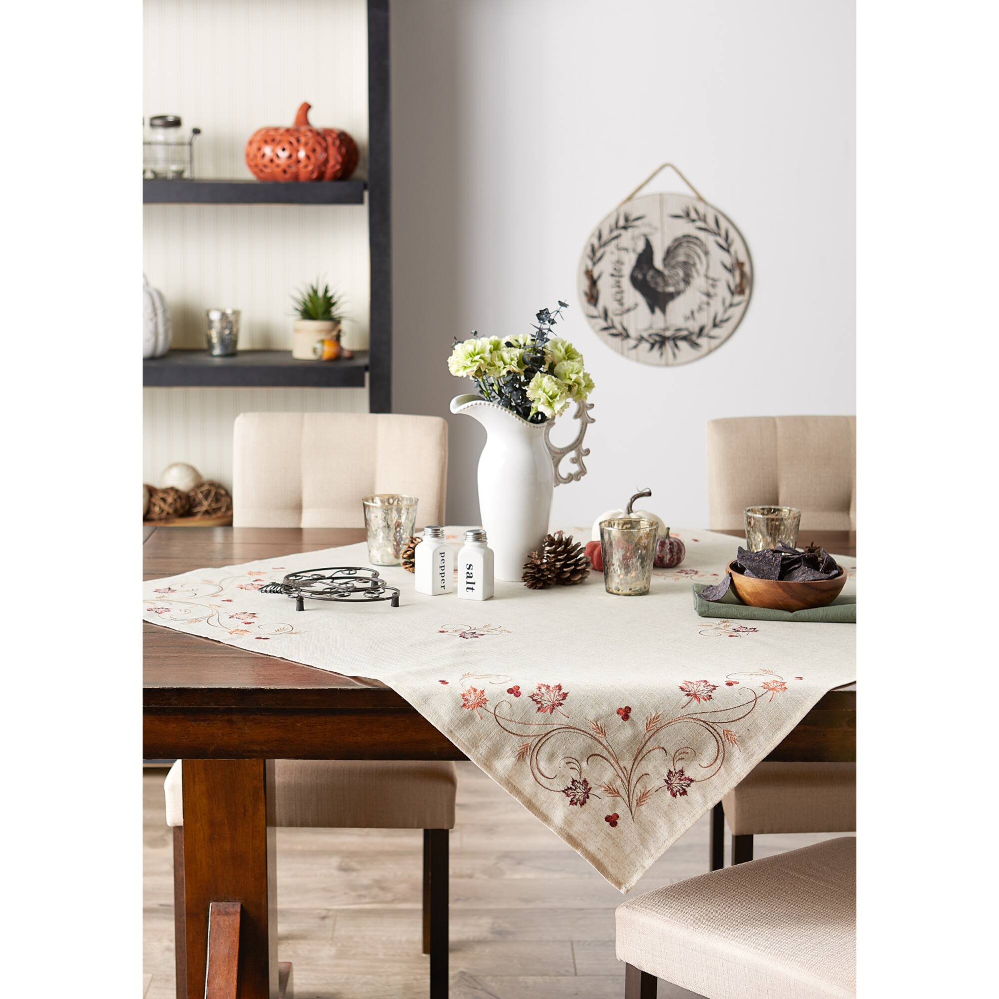 DII® 40" Autumn Wheat Table Topper